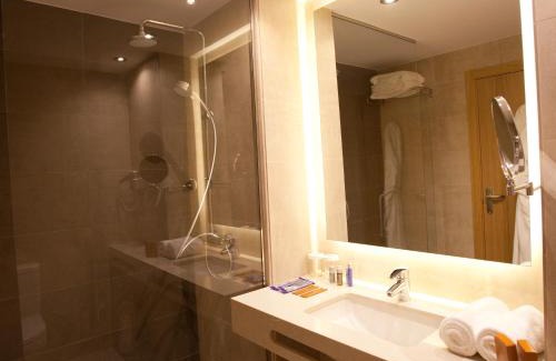 Este-Alcosa-Torreblanca Hotel | M.A. Hotel Sevilla Congresos