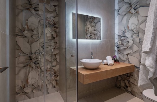 Chania Town Hotel | M City Hotel