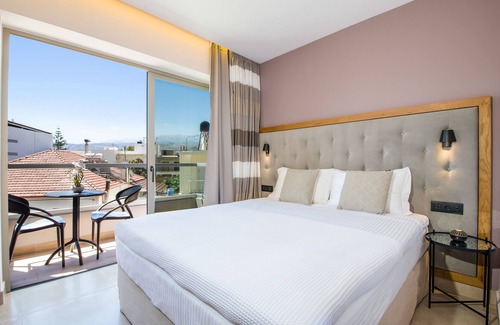 Chania Town Hotel | M City Hotel