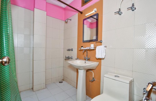 Dharamshala Hotel | M Hotel And Restaurant