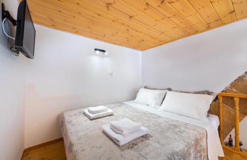 Theologos Casa | M&K Traditional House