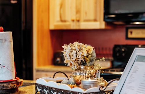 Buckingham Otro | M&M Farms Farms Farmhouse