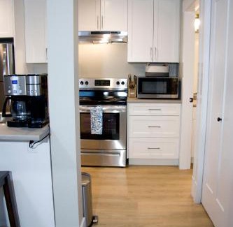 North Cowichan Apartamento | M&M's Maple Bay Mountain Guesthouse