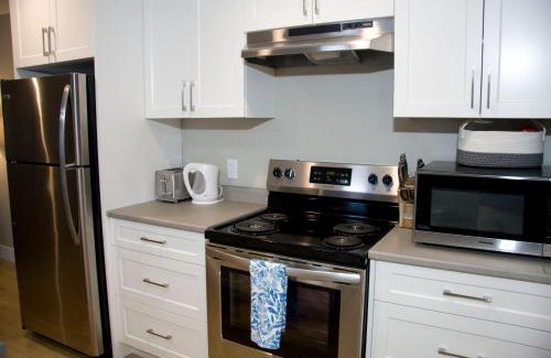 North Cowichan Apartamento | M&M's Maple Bay Mountain Guesthouse