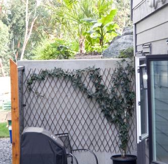 North Cowichan Apartamento | M&M's Maple Bay Mountain Guesthouse