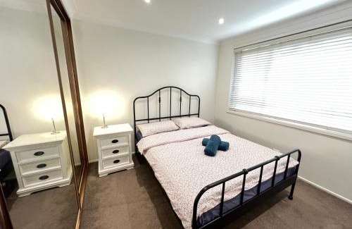 Winston Hills Casa | M Room