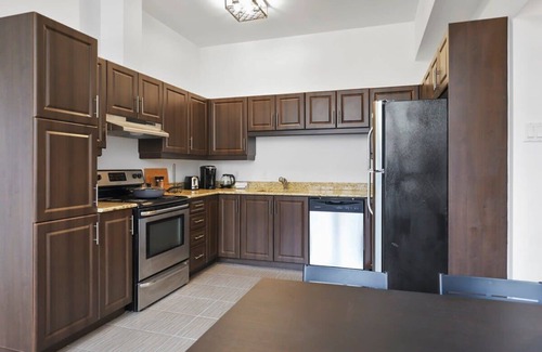 Milton Park Apartamento | M11 | Boulevard Suites: 3-BR Star Wars Suite 2G