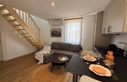 Ambilly Apartamento | M112 Marquer Superbe T4 spacieux avec balcon et parking, proche de Genève
