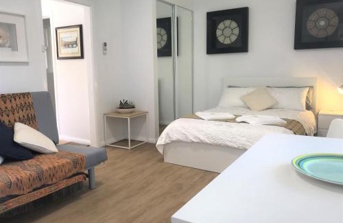 West Perth Apartamento | M207 West Perth Studio Apartment near Kings Park
