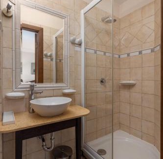 Old Town Hotel | M5 self-service Boutique Hotel