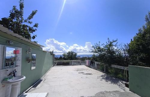 Sheki Casa | Maşın malyar ustası Rahibin evi