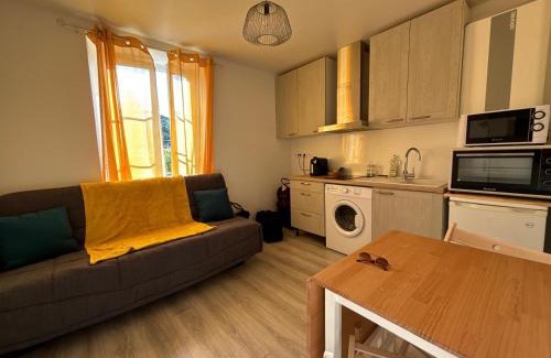 Milly-la-Foret Apartamento | Ma Belle Conciergerie - COSY 2pièces centre Historique Milly-La-Foret