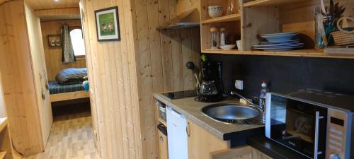 Raon-aux-Bois Chalet De Esquí | Ma roulotte sous les chênes- Au naturel