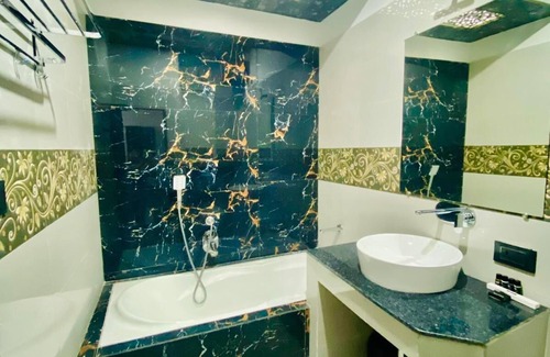 Faizabad Hotel | Maan Avadh