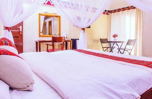 Nairobi Hotel | Maasai Lodge