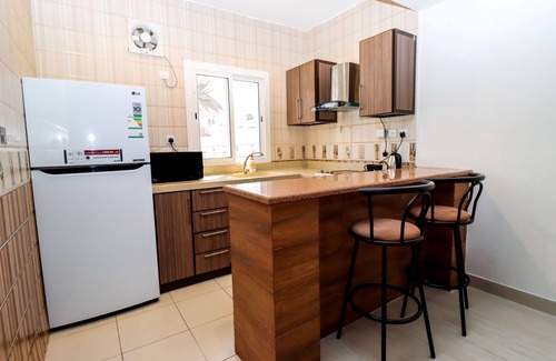 King Abdul Aziz Road Apartamento | Mabaat - White Pearl Al Basatin - 600