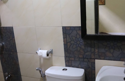 Puerto Princesa City Centre Casa | Mabini Pensione