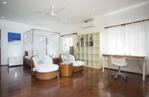 Manoc-Manoc Casa | Mabuhay Beach House
