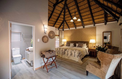 Leeupoort Cabina | Mabula Game Lodge