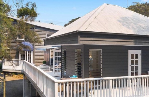 Macmasters Beach Casa | Mac's Beach House by HolidayCo.