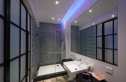 Downtown George Town Hotel | Macalister Terraces Hotel