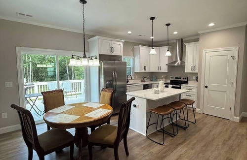Glen Raven Casa | MacArthur Palace