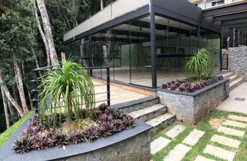 Araras Casa | Macaws... Beautiful house!! Stunning view!!