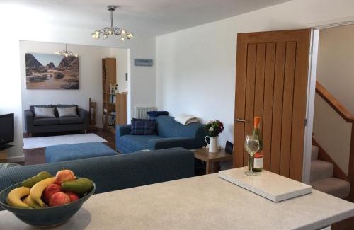 Kingsbridge Casa | Maceley