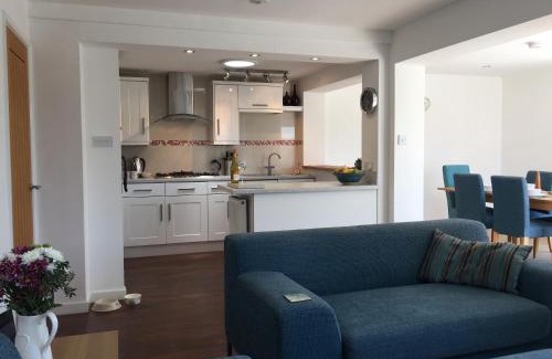 Kingsbridge Casa | Maceley