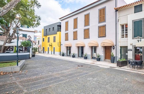 Machico Apartamento | Machim D Arfet House 201 by Madeira Sun Travel