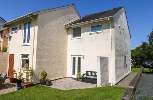 Y Felinheli Casa | Machlud Ynys