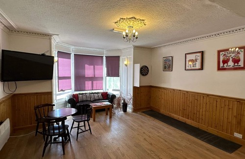 Marybank Hotel | Mackay's Spa Lodge Hotel