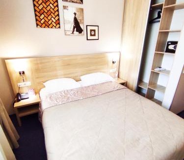 Podil Hotel | Mackintosh Hotel