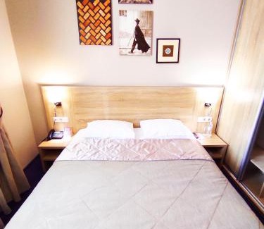 Podil Hotel | Mackintosh Hotel