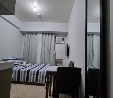 Highway Hills Hotel | Macks Awesome Place 204 NetflixFastWifi