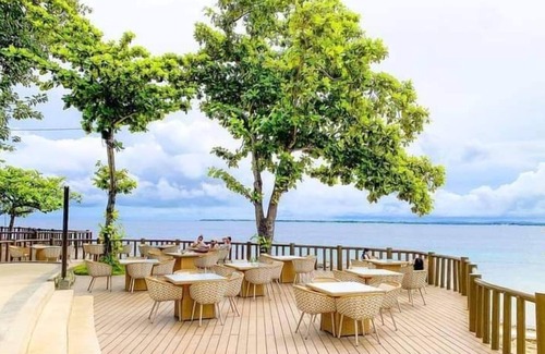 Lapu-Lapu Complejo | Mactan Newtown Beachfront Condo