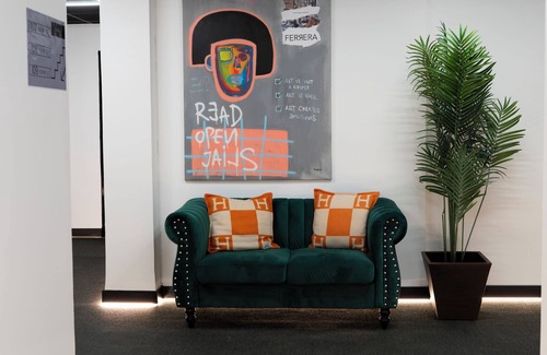 Cuatro Caminos Casa | Mad Rooms