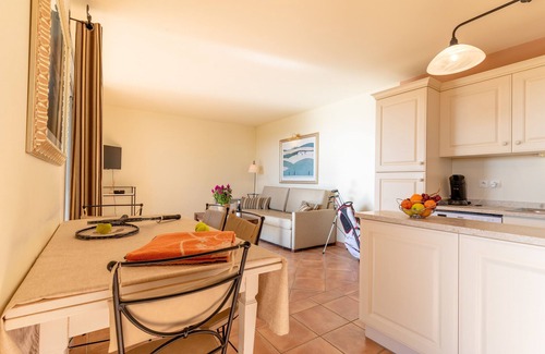 Saumane-de-Vaucluse Apartamento | Madame Vacances Résidence Provence Country Club