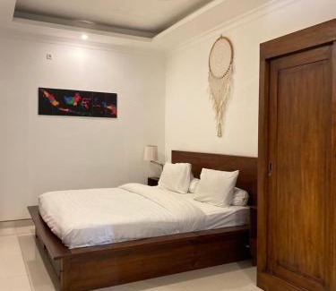 Taro Casa | Made Misi Homestay