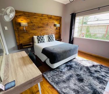 Komani Casa | Madeira Bed