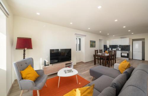 Santa Maria Maior Casa | Madeira Friendly Guest House by An Island Apart