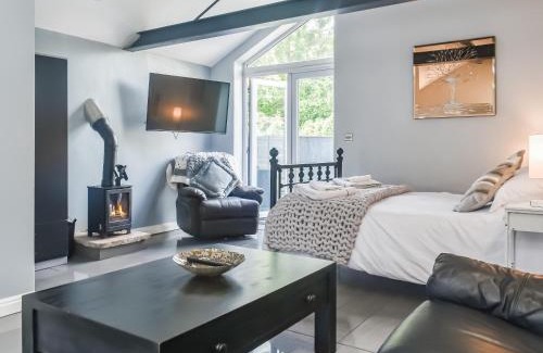 Hurst Green Casa | Madeline Cottage