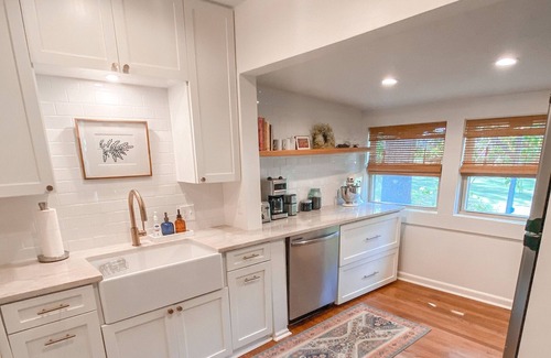 Ridgeland Casa | Madeline's House - Olde Towne Charmer
