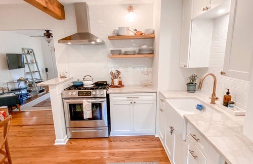 Ridgeland Casa | Madeline's House - Olde Towne Charmer