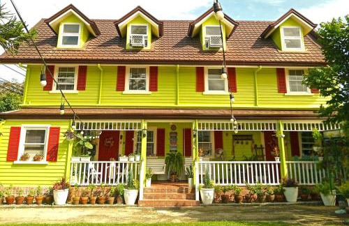 Santa Rosa Casa | Madie's Place B&B with Private Pool in Santa Rosa near Enchanted Kingdom