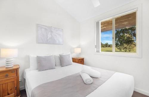 Lovedale Casa | Madigan Cottages - The Kookaburra Cottage