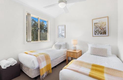 Lovedale Casa | Madigan Cottages - The Kookaburra Cottage