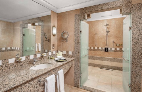 Medina Hotel | Madinah Hilton