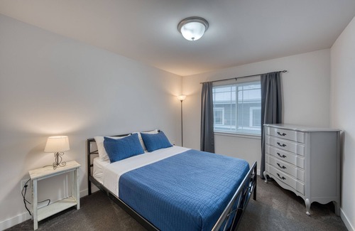 Village of Cottage Grove Apartamento | Madison Area Modern Retreat