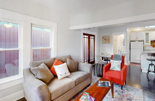 University Heights Casa | Madison Cottage